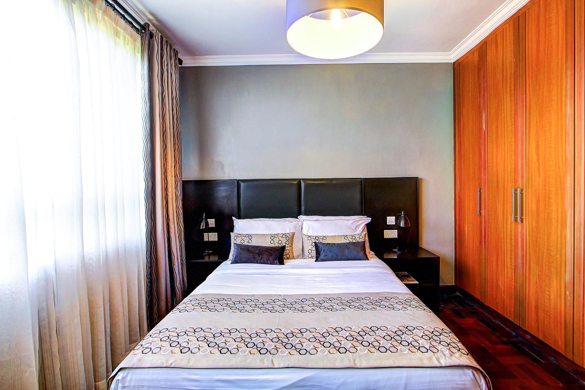Nelson'S Court Serviced Apartments Найроби Номер фото