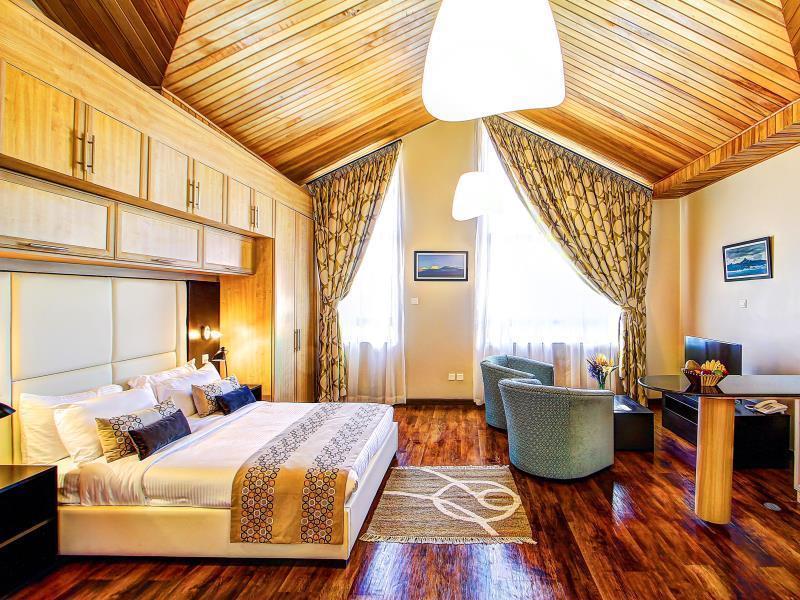 Nelson'S Court Serviced Apartments Найроби Экстерьер фото